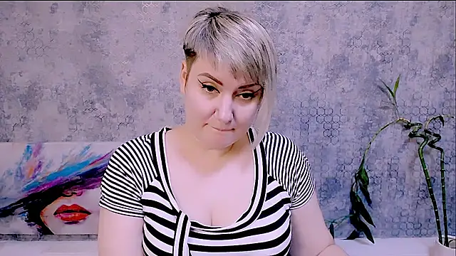 Djullia live sex cam