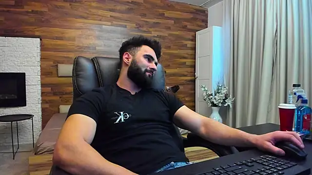 MicahLane live sex cam