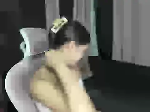 TsUncutMegan live sex cam