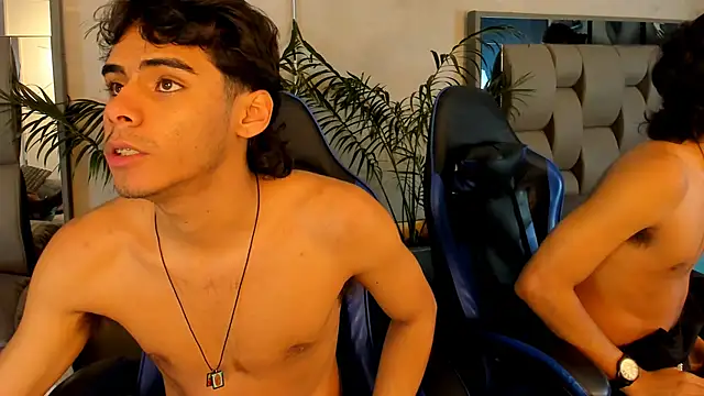 Kendra_and_liam live sex cam