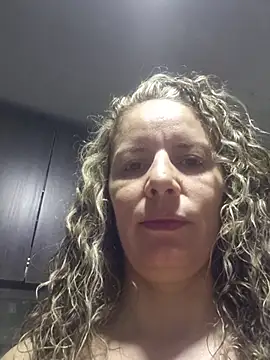 Nina_vallon live sex cam