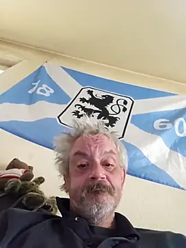 Fonse1860 live sex cam