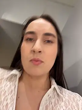 Holly_Play live sex cam