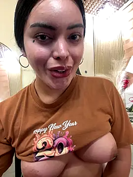 TS-SimplyTheBest live sex cam