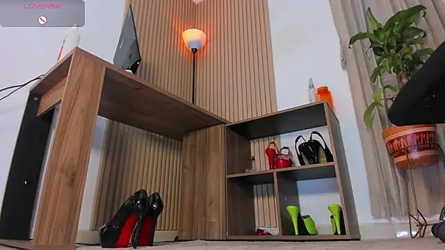 Anastacia_lestrange live sex cam