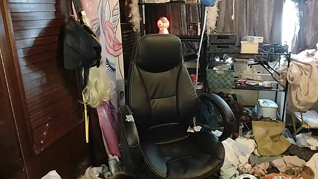 Ombeline1 live sex cam