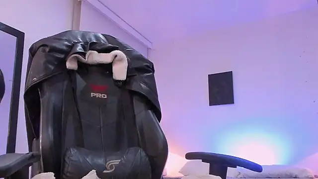 alexandersawyer live sex cam