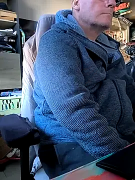 bogland33 live sex cam