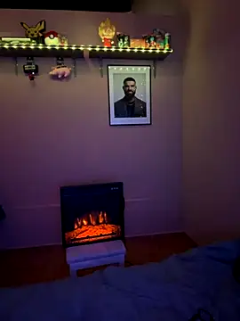 KitycatnDaddyDs live sex cam