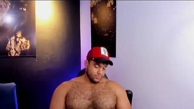 Big_furry_bear13 live sex cam