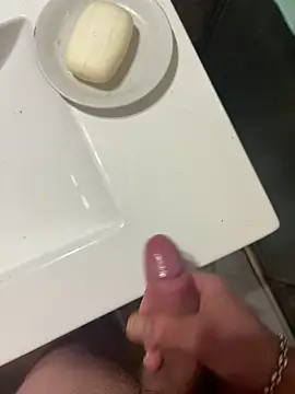 Crevette311 live sex cam