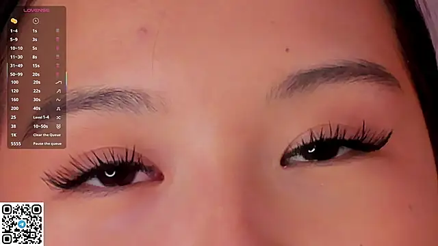 AlberthaEscue live sex cam