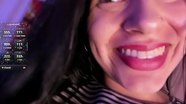 violet_blaze live sex cam