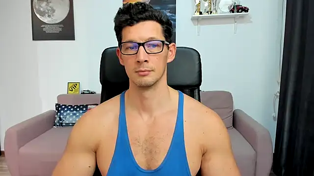 BrutusK08 live sex cam