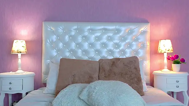 ScarletMusk live sex cam