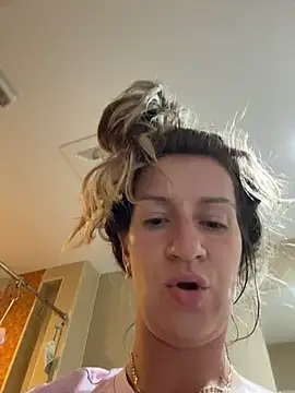 EvvaMur live sex cam