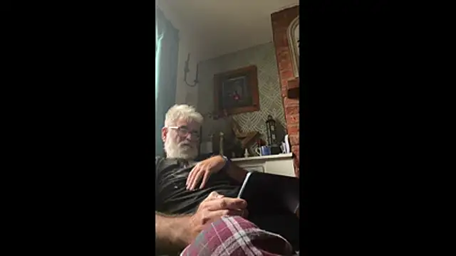 LeatherSdaddy live sex cam