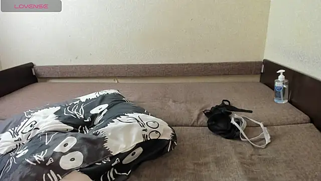 Browni_Kiss live sex cam