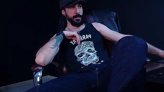 AxelColton live sex cam