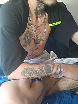 Tattoboy19cm live sex cam