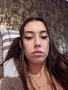 Virggin_Squirt live sex cam