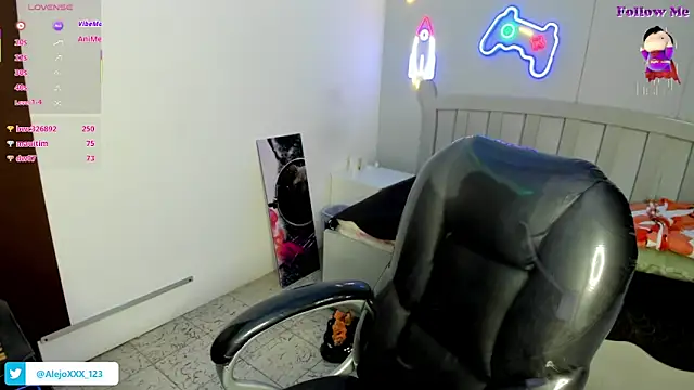 loistwink_ live sex cam