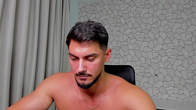 ClintMasters live sex cam