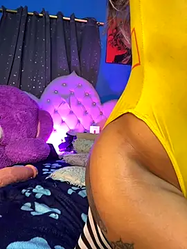 Naugth_channel_ts live sex cam