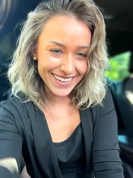 petrouchkaaa_ live sex cam