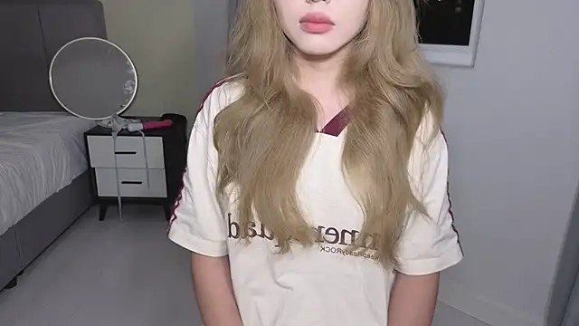 TammiLou live sex cam