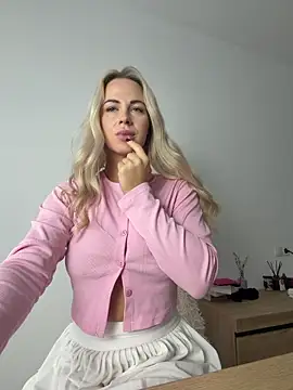 streetdoll live sex cam