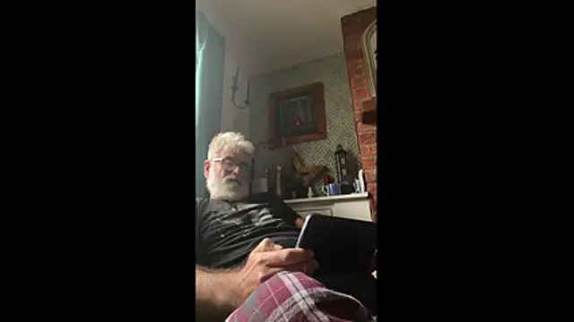 LeatherSdaddy live sex cam