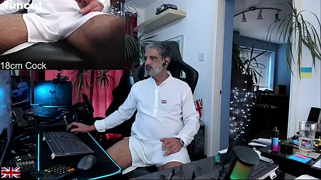 OnlineBossUK live sex cam