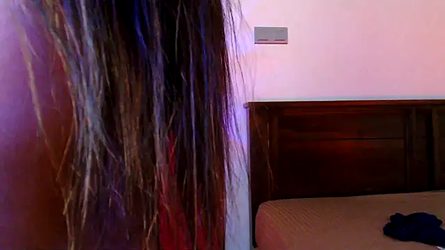 BeautyPriya live sex cam