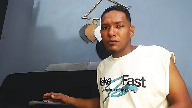 Grandeygruesa1 live sex cam