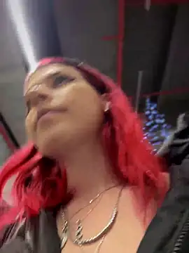 RiriRoseey live sex cam