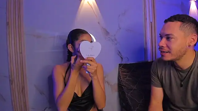 Aron_and_molly live sex cam