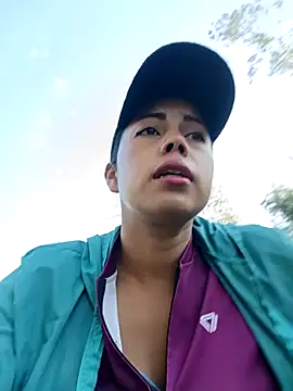 _andrea30 live sex cam