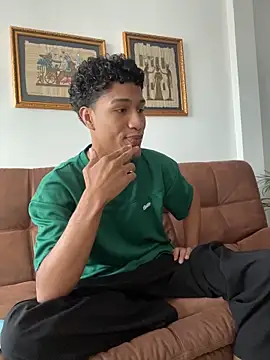 Masterikee live sex cam