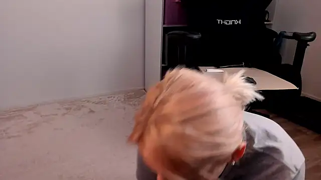 hotblonds live sex cam