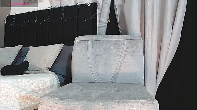 Matteo12_ live sex cam