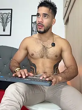 Maximiliano_ford live sex cam