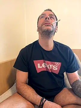 _madbull_ live sex cam