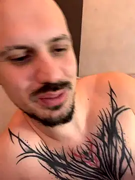 AssHunter4k live sex cam