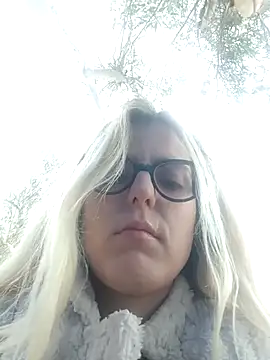 dolcehelena993 live sex cam