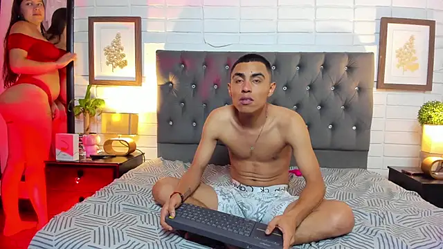 Laura_And__Andres live sex cam