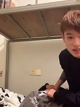 KK-cuteboy live sex cam