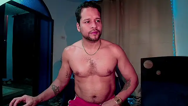 LucasGaeel live sex cam