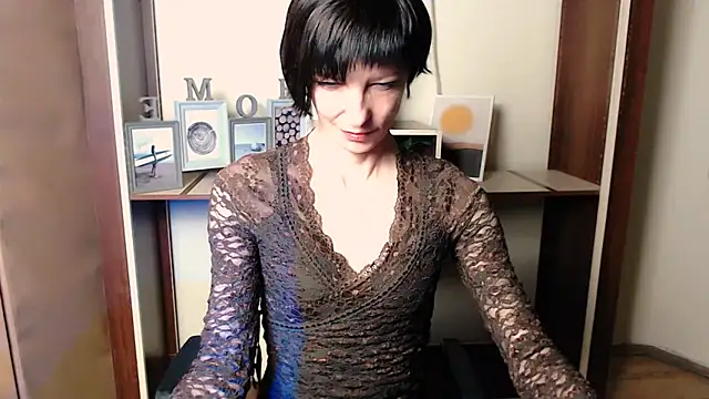 _AngeliaFlow_ live sex cam