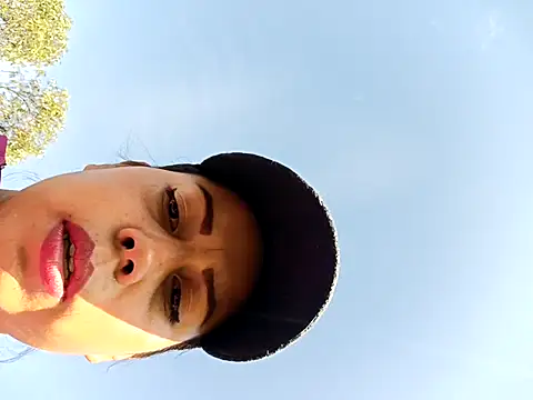 _andrea30 live sex cam